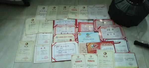 姑娘结婚，弟弟一顿操作…网友：就问姐夫慌不慌！