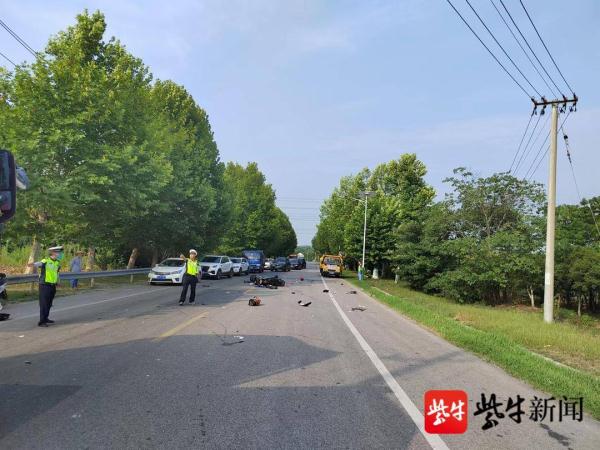 逆行摩托车被撞散了架，自己脚部粉碎性骨折还得赔车辆维修费