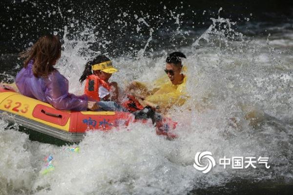 全国多地热到发紫 大数据揭秘25℃的夏天在哪里