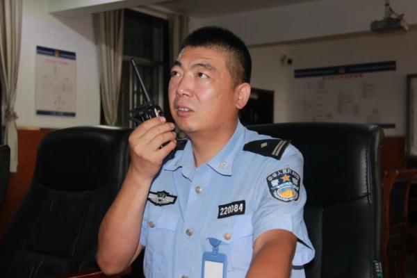 解密！看守所民警“高墙”内的一天！
