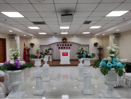 仪式感拉满！济南市历下区“七夕”结婚登记忙，鲜花销量小幅上涨