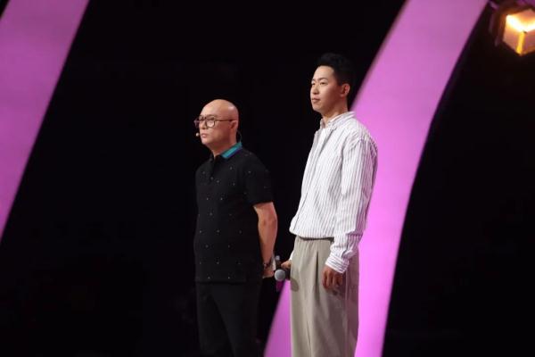 《非诚勿扰》男嘉宾分享生活观，热爱是获得幸福感的前提