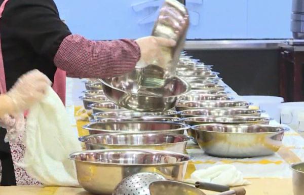 外卖、堂食也用预制菜？网友吵翻了！