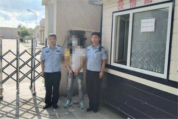 网逃?哪里逃!外省网逃“潜伏”方正被抓! 网逃?哪里逃!外省网逃“潜伏”方正被抓!