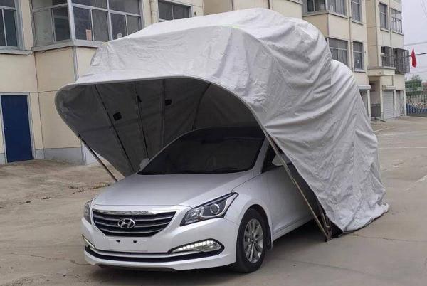 有车一族为“避暑”奇招频出 提醒：车内请不要放这七类东西