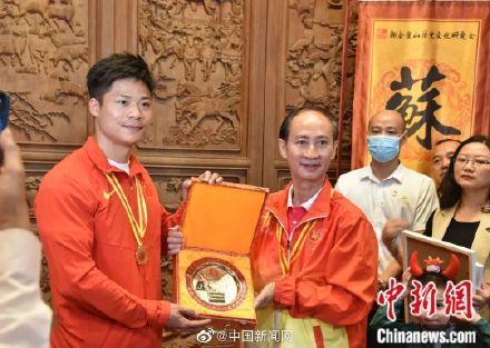 苏氏祖祠回应:苏炳添是苏东坡第29代孙 苏氏祖祠回应:苏炳添是苏东坡第29代孙