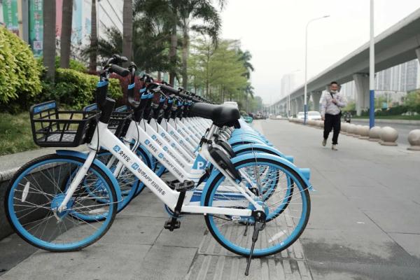 多个共享单车平台宣布涨价！网友表示：比公交都贵了......