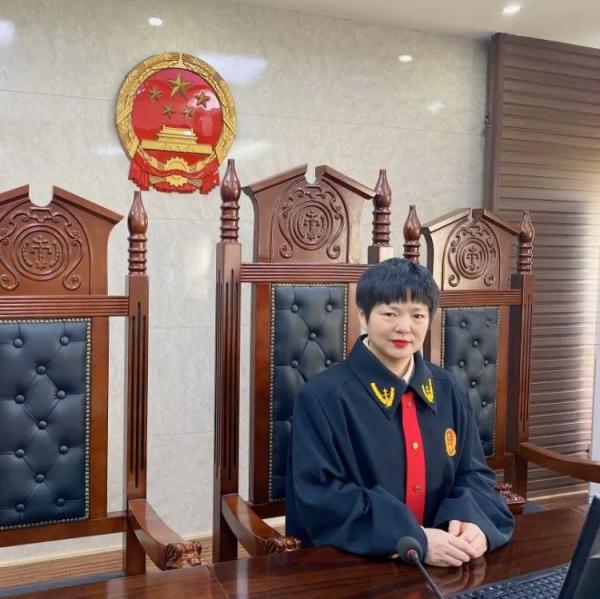 夫妻离婚不争车房争宠物狗,法院:狗归女方,男方每月支付照看费可探望 夫妻离婚不争车房争宠物狗,法院:狗归女方,男方每月支付照看费可探望