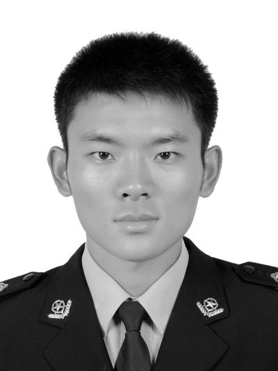 痛心!1.86米“全能战士”牺牲,年仅35岁 痛心!1.86米“全能战士”牺牲,年仅35岁