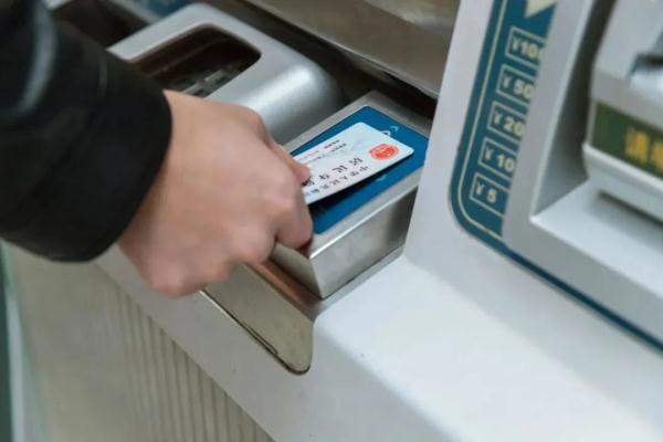 除了买优惠票，录取通知书还能用来……