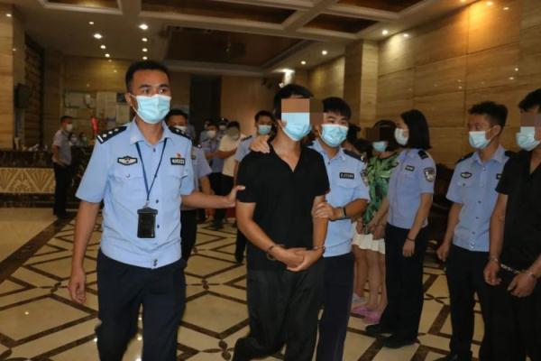 一卖淫团伙41人落网！在酒店提供特殊服务，并安插“明哨”和“暗哨”望风
