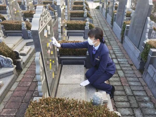 “殡葬专业本科班”毕业了，真实的殡葬工作崇高也艰辛