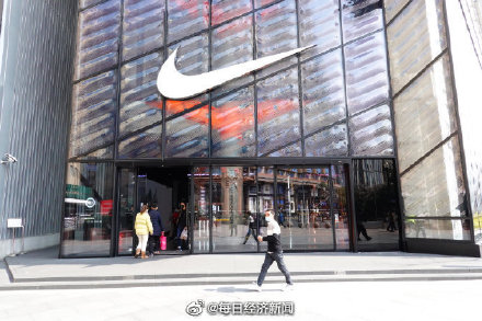 承认犯错,阿迪达斯在华水土不服 ? 承认犯错,阿迪达斯在华水土不服 ?