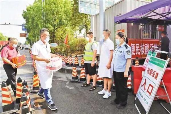 极端高温干旱天气!国家电网:最大限度支援川渝电力供应 极端高温干旱天气!国家电网:最大限度支援川渝电力供应