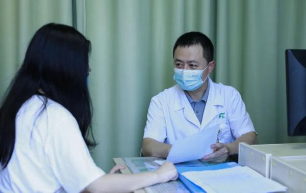 命是空调给的,病也是!有人一觉醒来面瘫了 命是空调给的,病也是!有人一觉醒来面瘫了