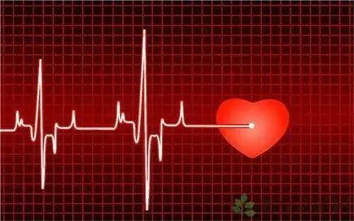 心律不齐?小心早搏!医生提醒→ 心律不齐?小心早搏!医生提醒→