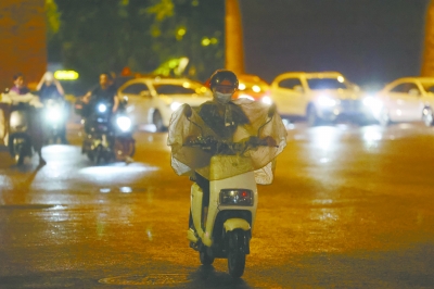 南京终于下雨了!