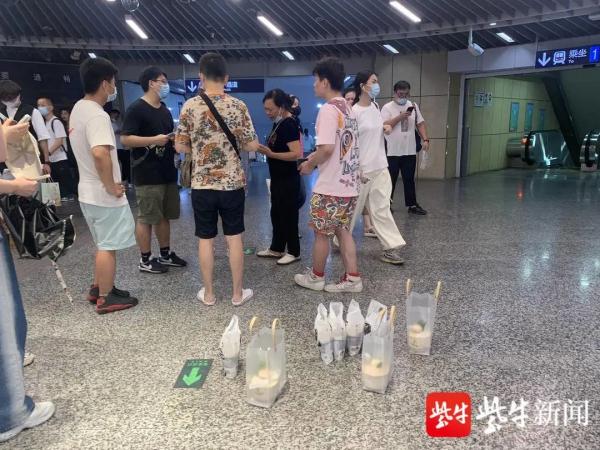 茶颜悦色来了，开业前5分钟售罄？黄牛200元一杯？当地警方发布提示！