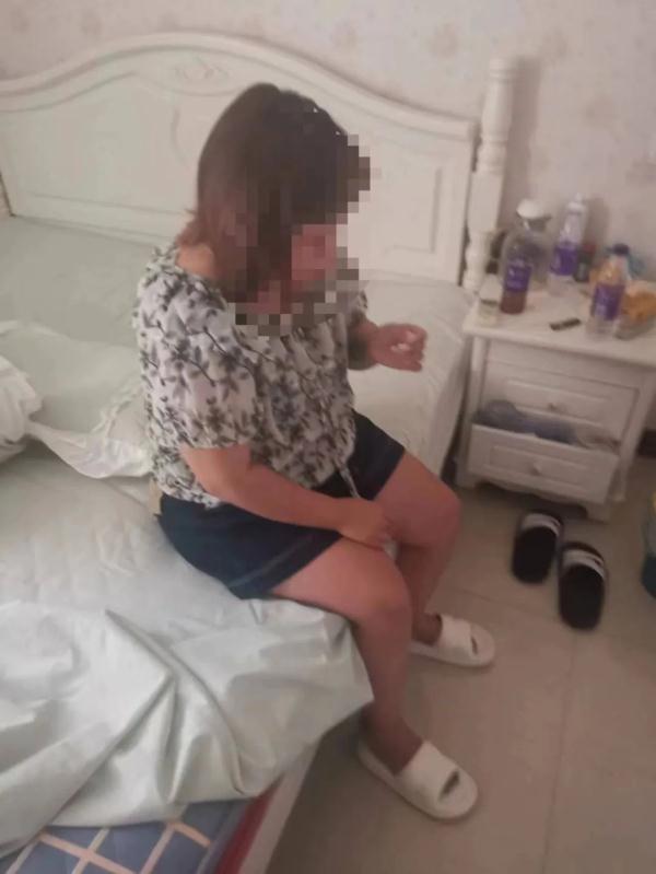 女子给网友介绍的“女友”竟是自己男友!情侣假扮闺蜜合谋网恋诈骗20万 女子给网友介绍的“女友”竟是自己男友!情侣假扮闺蜜合谋网恋诈骗20万