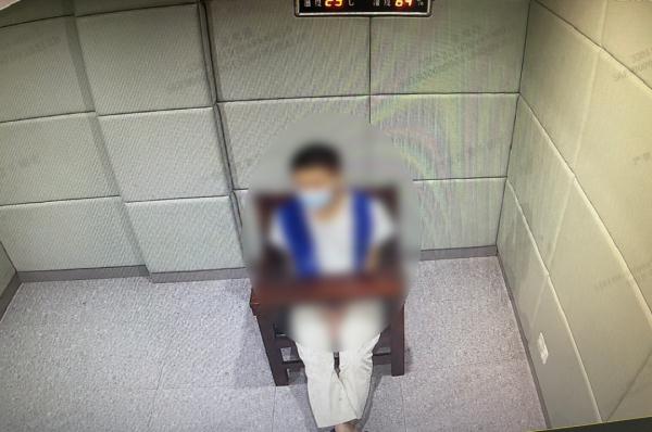 小伙网吧里启动了一个软件，被抓进派出所...