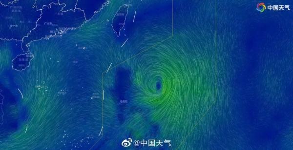 上海热上全国“高温王”榜！再熬一天降温，周末最高仅30℃…新台风已生成→