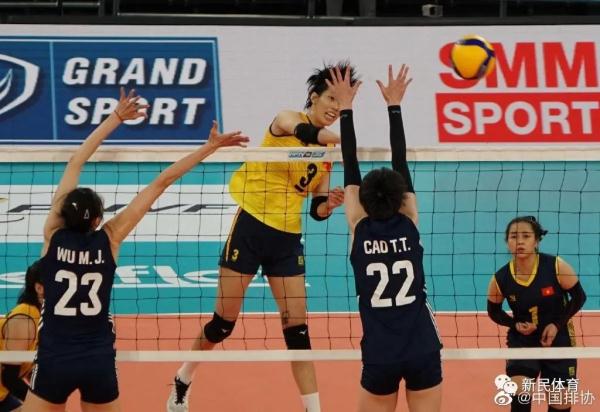 中国女排亚洲两连胜！20岁小将周页彤成头号功臣