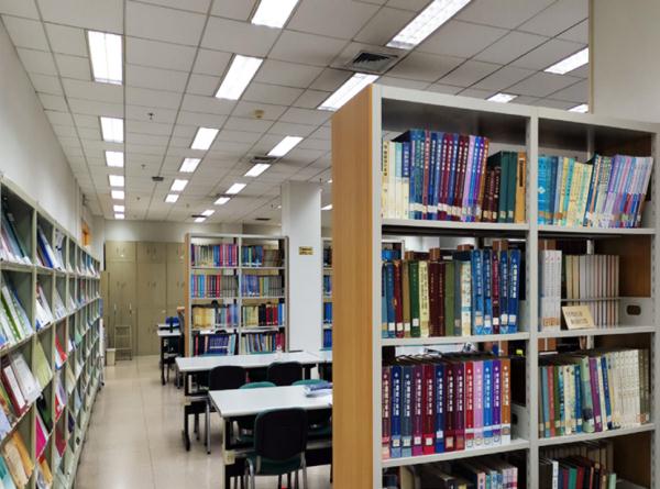 清华大学到底有多少个图书馆? 清华大学到底有多少个图书馆?