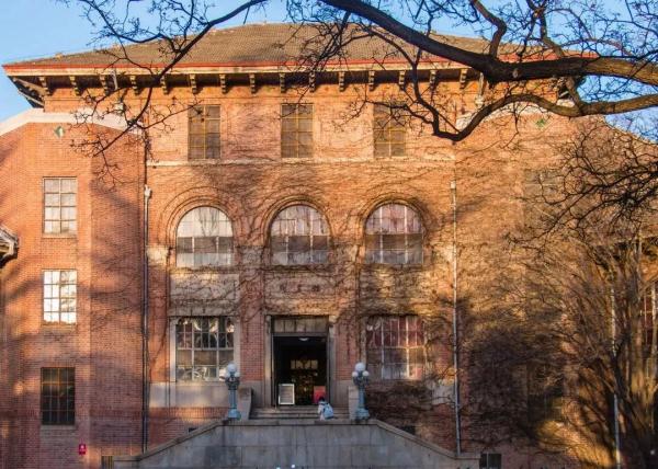 清华大学到底有多少个图书馆? 清华大学到底有多少个图书馆?