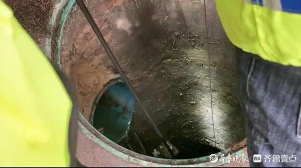 痛心!6岁男童坠入下水井瞬间消失,搜救最新消息传来 痛心!6岁男童坠入下水井瞬间消失,搜救最新消息传来