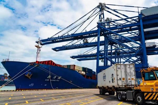 你怎么这么能装？