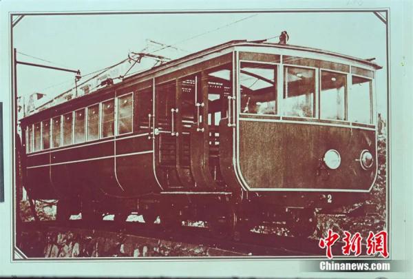 重装启程!这趟缆车见证香港百年繁荣 重装启程!这趟缆车见证香港百年繁荣