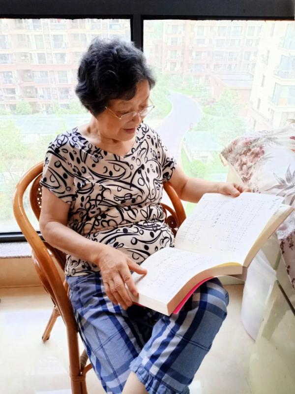 她的心愿实现了！这次“重返讲台”，她成为大体老师