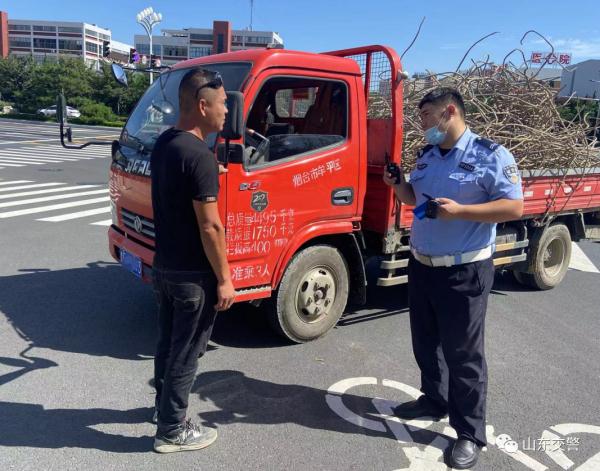 男子无证、酒驾多次被查，屡教不改终被严惩！ 