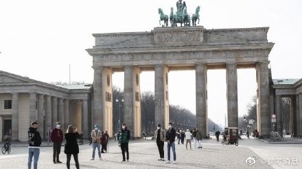 外媒：为省电，德国购物中心关闭部分自动扶梯