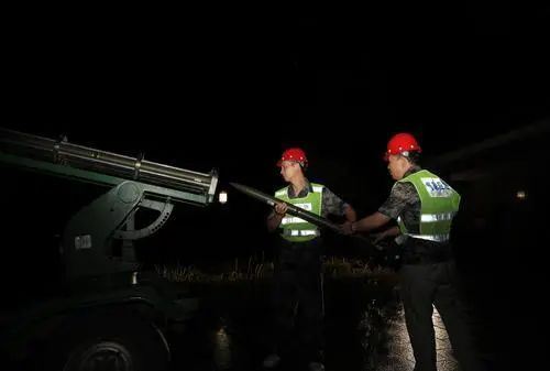 昨夜今晨重庆多个区县实施人工增雨,开州雨下得最多最猛 昨夜今晨重庆多个区县实施人工增雨,开州雨下得最多最猛