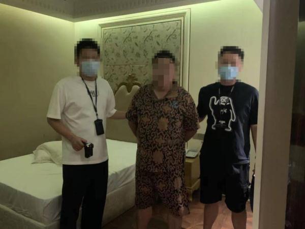 凌晨，杭州30名男女躲在山林里干这事……警方立即出动！
