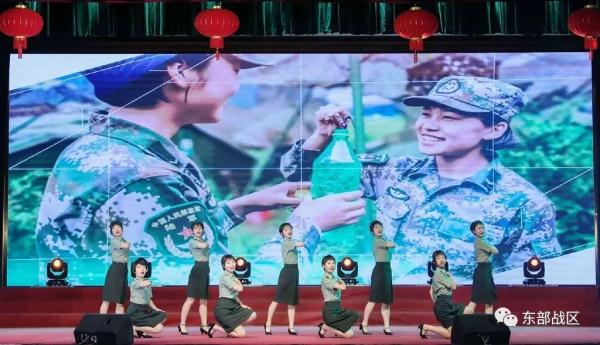 退伍之际，带你见证女兵的别样青春