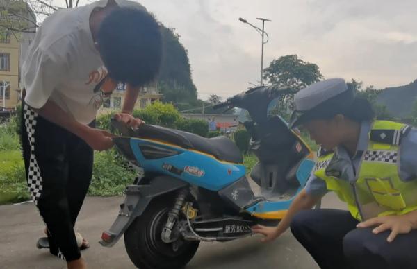 为“梦想”花费16000元!16岁少年买来“合法鬼火车” 为“梦想”花费16000元!16岁少年买来“合法鬼火车”