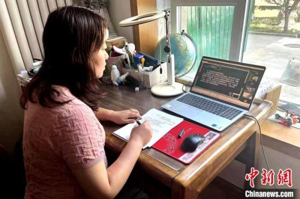 西宁疫情下的开学第一天：“线上开学线下努力”