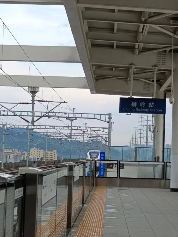 广清、广州东环城际候车时间缩短，9月1日起增加1组动车组