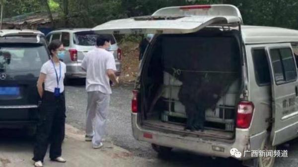 南宁青环路暗藏一私油窝点，车辆频繁进出，端了！