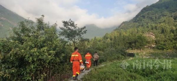 两游客被困元宝山中，电话求救后突然失联！反复搜寻，结果……