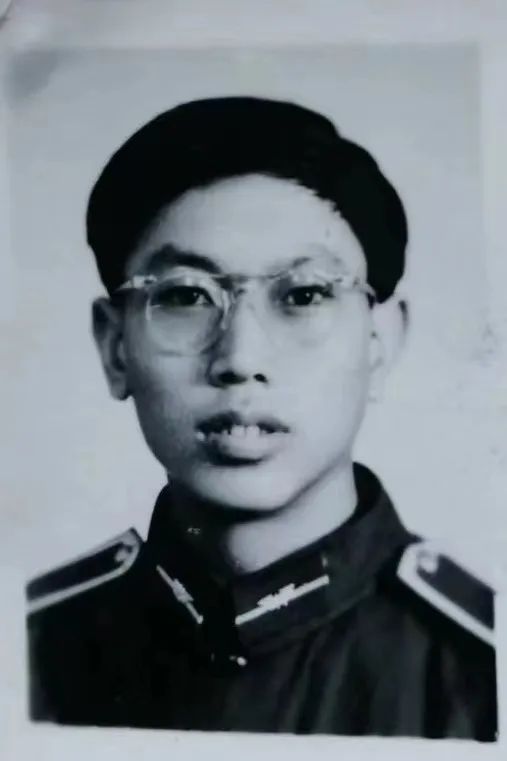 61年后，她和姥爷成了校友！
