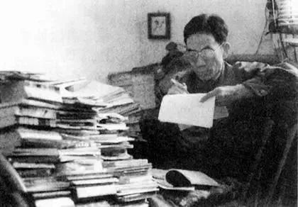 让中国人会唱《莫斯科郊外的晚上》的他，走了