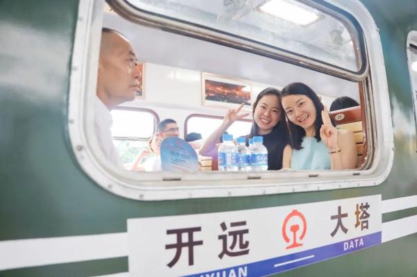 高铁新线开通进入倒计时，这份“逛吃”攻略先收藏！