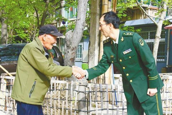 寻访抗战老兵——一名军校教员和百名抗战老兵的故事 寻访抗战老兵——一名军校教员和百名抗战老兵的故事