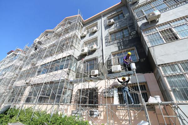 河北文安：改造老旧小区 增强群众幸福感