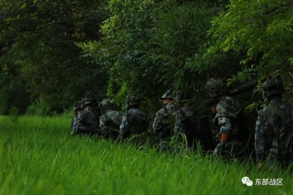 这些老兵，推迟6天退伍！