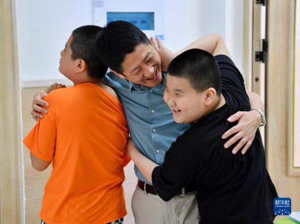 福州市星语学校:守护“星星的孩子” 福州市星语学校:守护“星星的孩子”