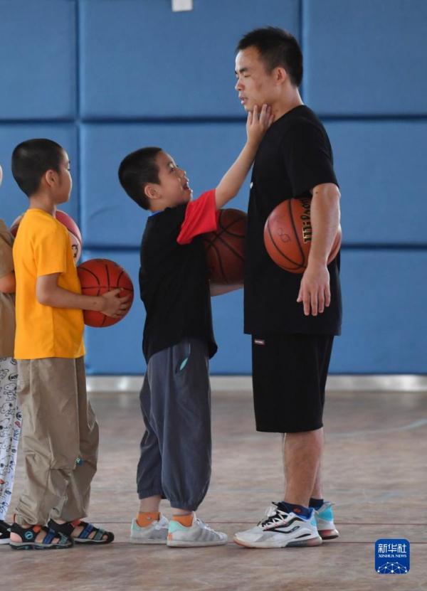 福州市星语学校:守护“星星的孩子” 福州市星语学校:守护“星星的孩子”